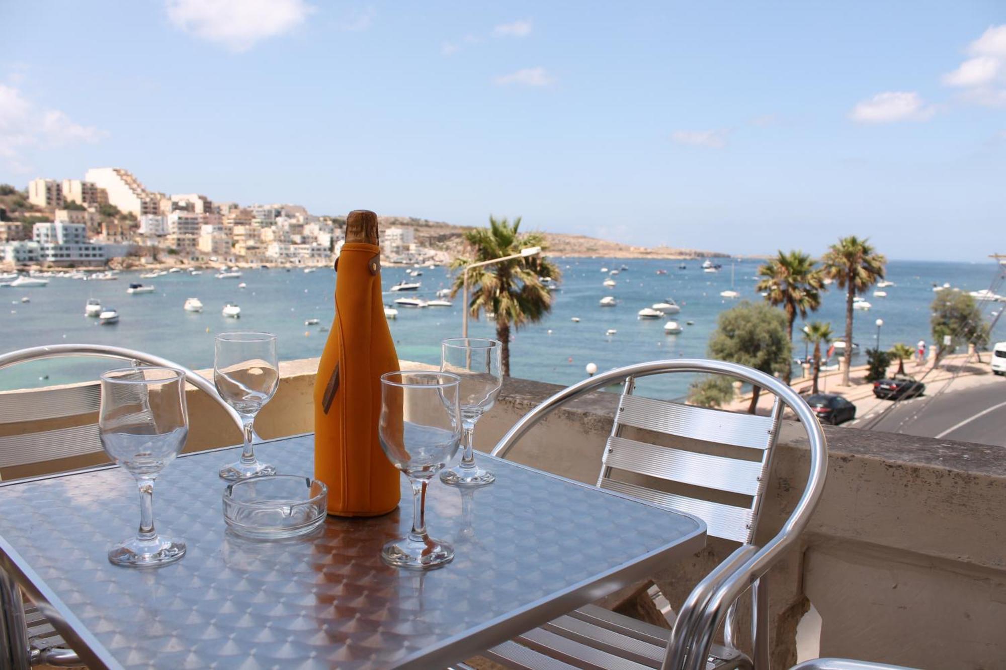 סיינט פול ביי Blue Harbour 2 Bedroom Seafront Apartments With Stunning Seaviews - By Getawaysmalta מראה חיצוני תמונה